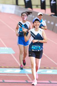 BIB: 1189
                            <button type="button" onclick="openModal(4642134)" class="btn btn-primary btn-sm float-right btn-popup" data-toggle="modal" data-target=".modal-high-quality">
                        <i class="fas fa-shopping-cart"></i> Add to Cart
                    </button>
                                            <button type="button" onclick="isThisMe(4642134, true)" class="btn btn-success btn-sm float-right btn-popup btn-isme hidden" data-toggle="tooltip" data-placement="bottom" title="นี่คือรูปของคุณใช่ไหม คลิกที่นี่เพื่อเอาเข้าอัลบั้ม">
                        <i class="fas fa-plus"></i> Add to album
                    </button>
                    <button type="button" onclick="isThisMe(4642134, false)" class="btn btn-warning btn-sm float-right btn-popup btn-isnotme hidden">
                        <i class="fas fa-ban"></i> Remove from album
                    </button>